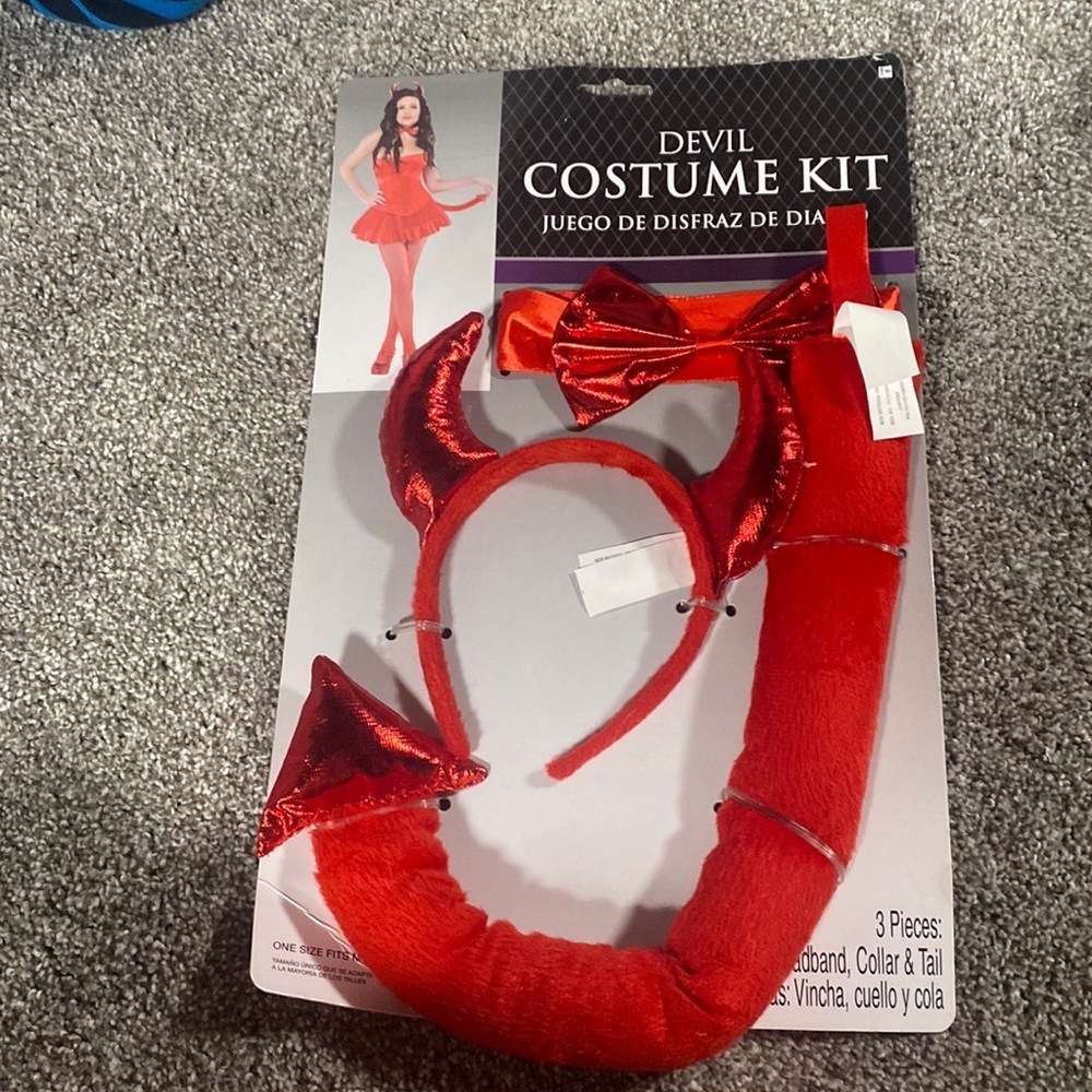 Devil costume kit NEW